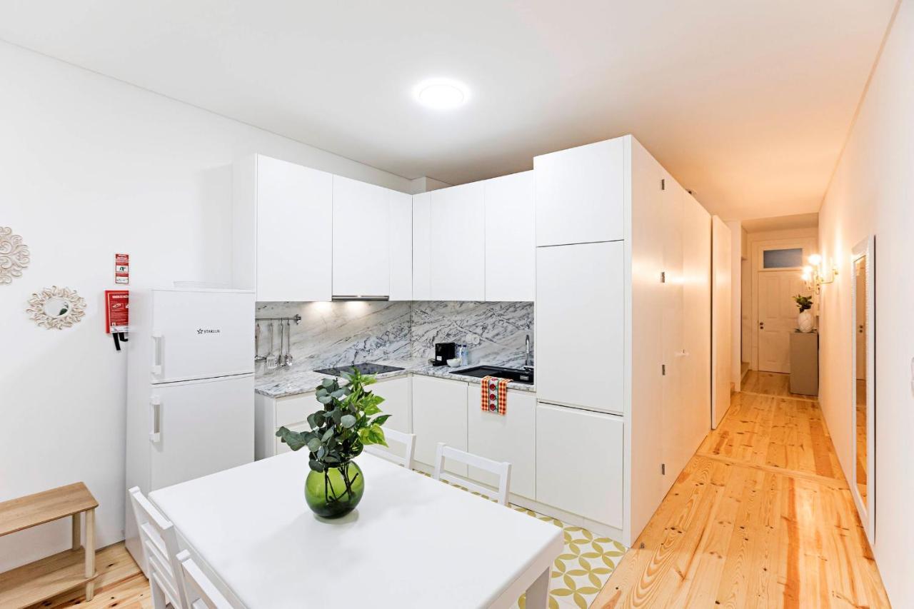Loios 1Br Flat Downtown By Lovelystay Porto Kültér fotó