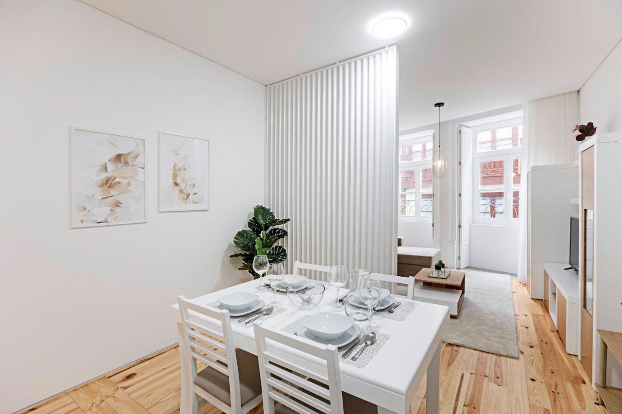 Loios 1Br Flat Downtown By Lovelystay Porto Kültér fotó