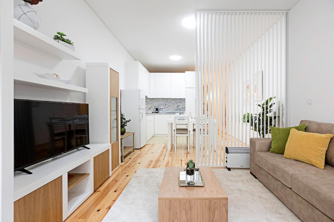 Loios 1Br Flat Downtown By Lovelystay Porto Kültér fotó